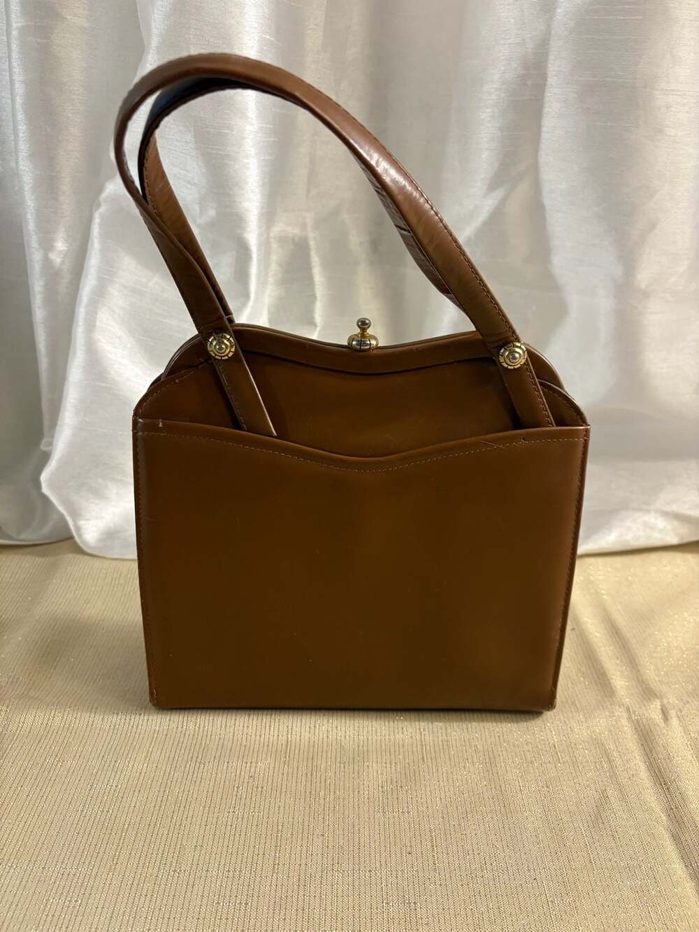 Vintage Bon Scrit Brown Leather Kiss Lock Structured Shoulder Bag Made In Denmar